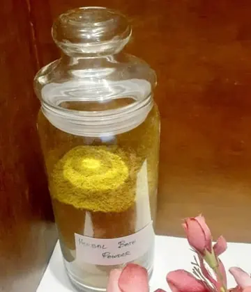 Herbal bath powder